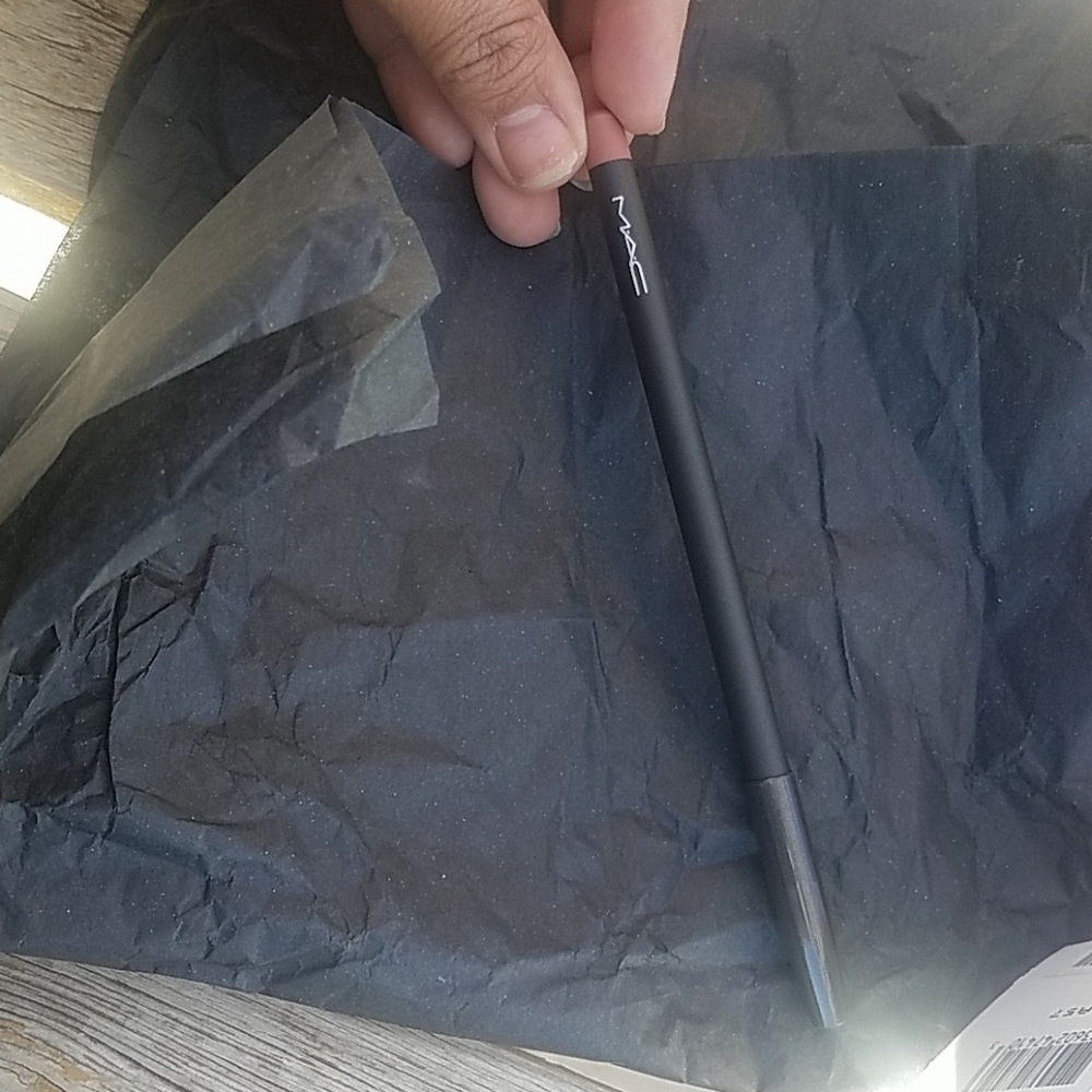 Mac lip liner